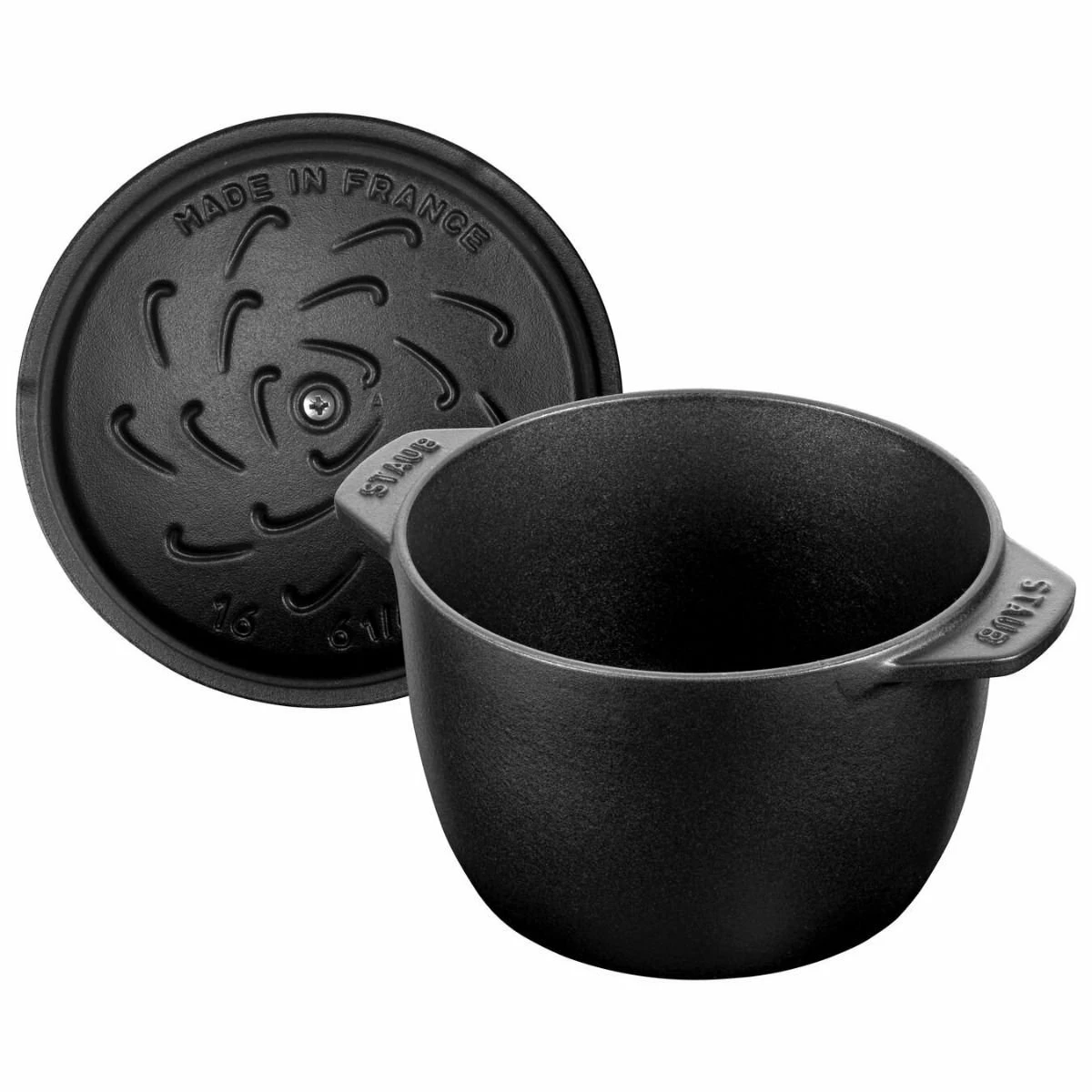 Staub 1.5 Qt. Petite French Oven | Matte Black 2 Staub 1.5 Qt. Petite French Oven | Matte Black - Image 2