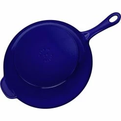 Staub 2.9 Qt Cast Iron Daily Pan | Dark Blue 8 Staub 2.9 Qt Cast Iron Daily Pan | Dark Blue -Cookware Sets Sales 2023 1010647 4