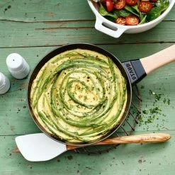 Staub 8" Fry Pan With Wooden Handle | Matte Black -Cookware Sets Sales 2023 14288 rgb 300dpi