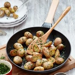 Staub 11" Fry Pan With Wooden Handle | Matte Black -Cookware Sets Sales 2023 14297 rgb 300dpi