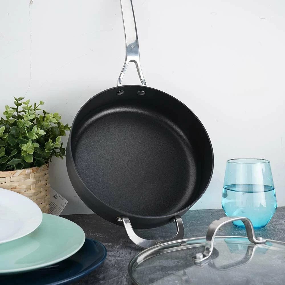 Swiss Diamond | Hard Anodized 4-Quart Nonstick Saute Pan With Glass Lid 3 Swiss Diamond | Hard Anodized 4-Quart Nonstick Saute Pan With Glass Lid - Image 3