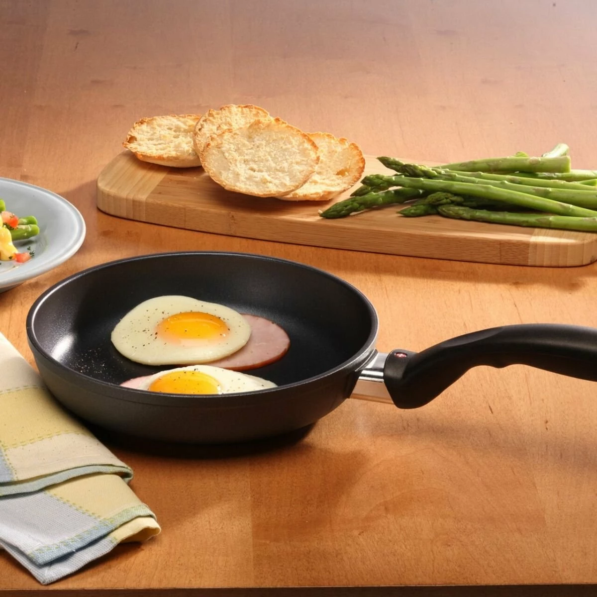 Swiss Diamond | HD Fry Pan - 8" 2 Swiss Diamond | HD Fry Pan - 8" - Image 2