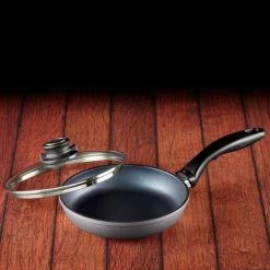 Swiss Diamond | HD Fry Pan With Lid - 8" -Cookware Sets Sales 2023 6420c 1 2017 10 27 20 11 39 utc
