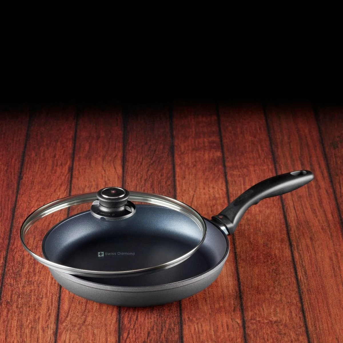 Swiss Diamond | HD Fry Pan With Lid - 9.5" 2 Swiss Diamond | HD Fry Pan With Lid - 9.5" - Image 2