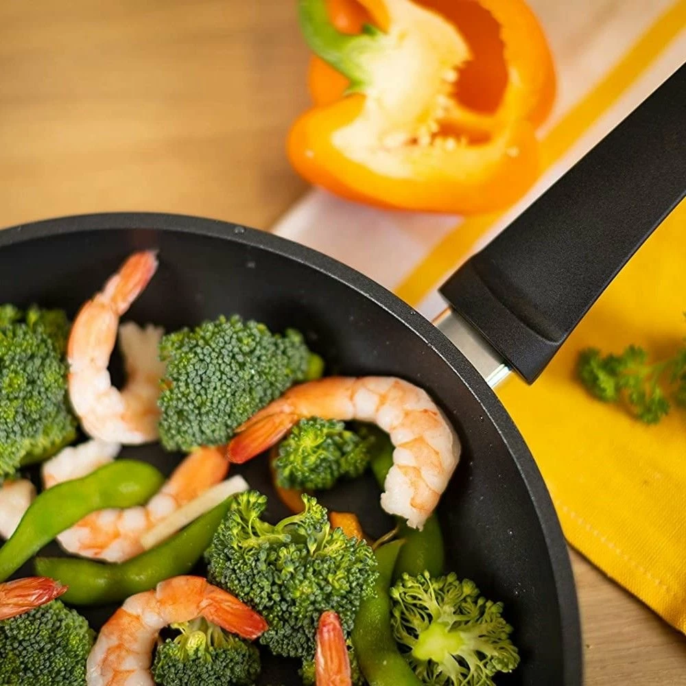 Kuhn Rikon Easy Induction Non-Stick 2-Piece Frying Pan Set | 9.5" & 11" 3 Kuhn Rikon Easy Induction Non-Stick 2-Piece Frying Pan Set | 9.5" & 11" - Image 3