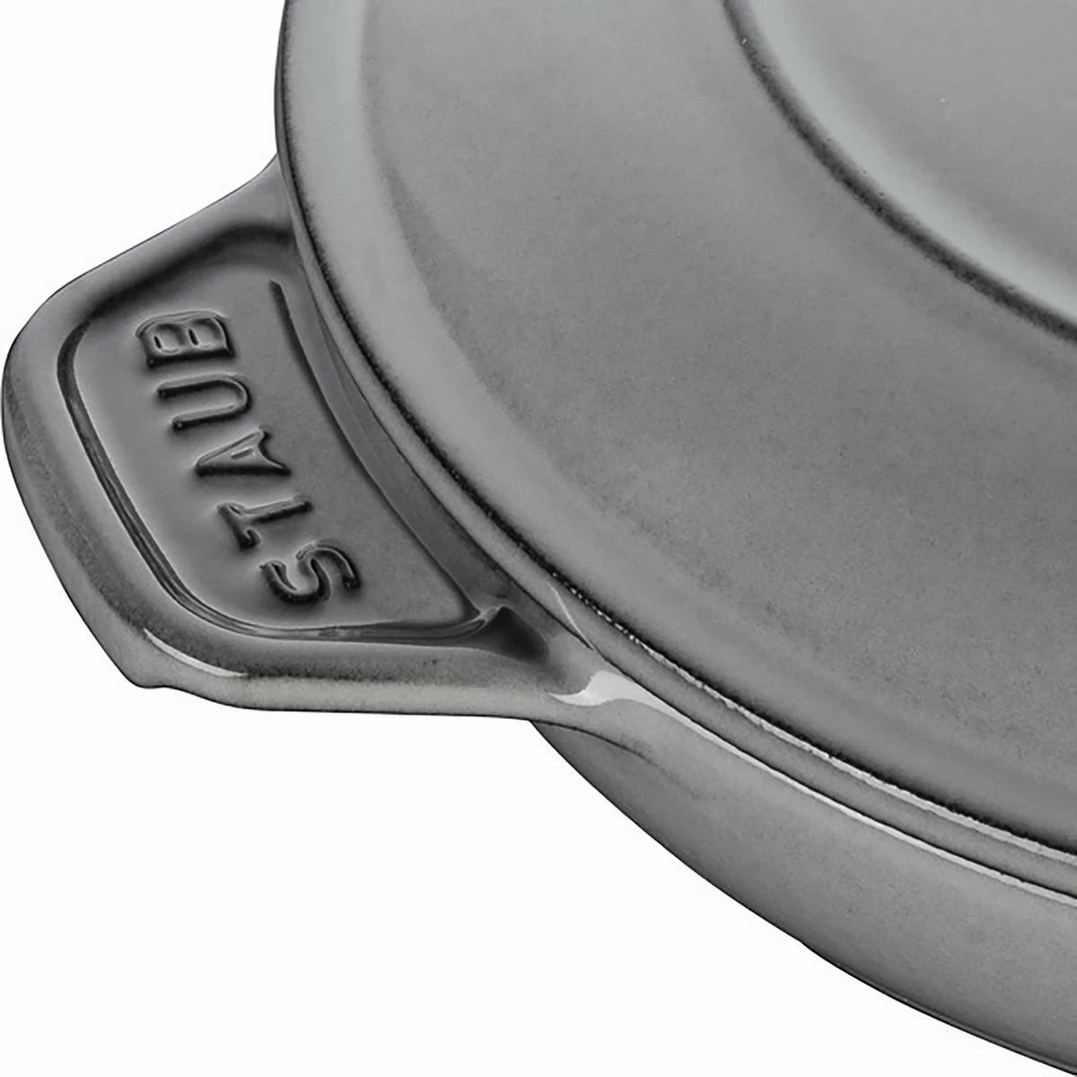 Staub 24 Oz Round Covered Braiser | Graphite Grey 2 Staub 24 Oz Round Covered Braiser | Graphite Grey - Image 2