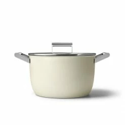 SMEG 8 Qt. Nonstick Casserole Dish With Lid | Cream