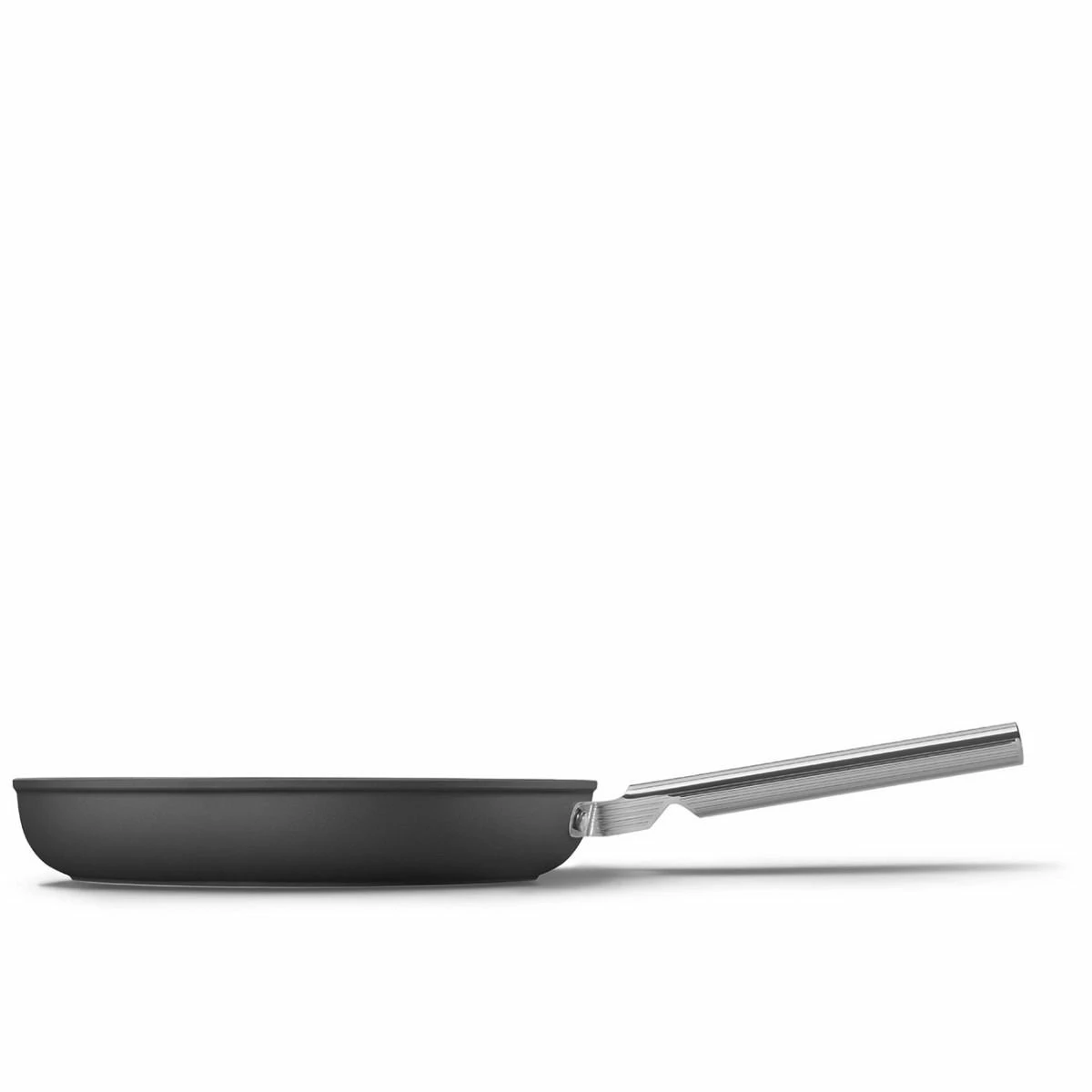SMEG 12" Nonstick Fry Pan | Black 1 SMEG 12" Nonstick Fry Pan | Black