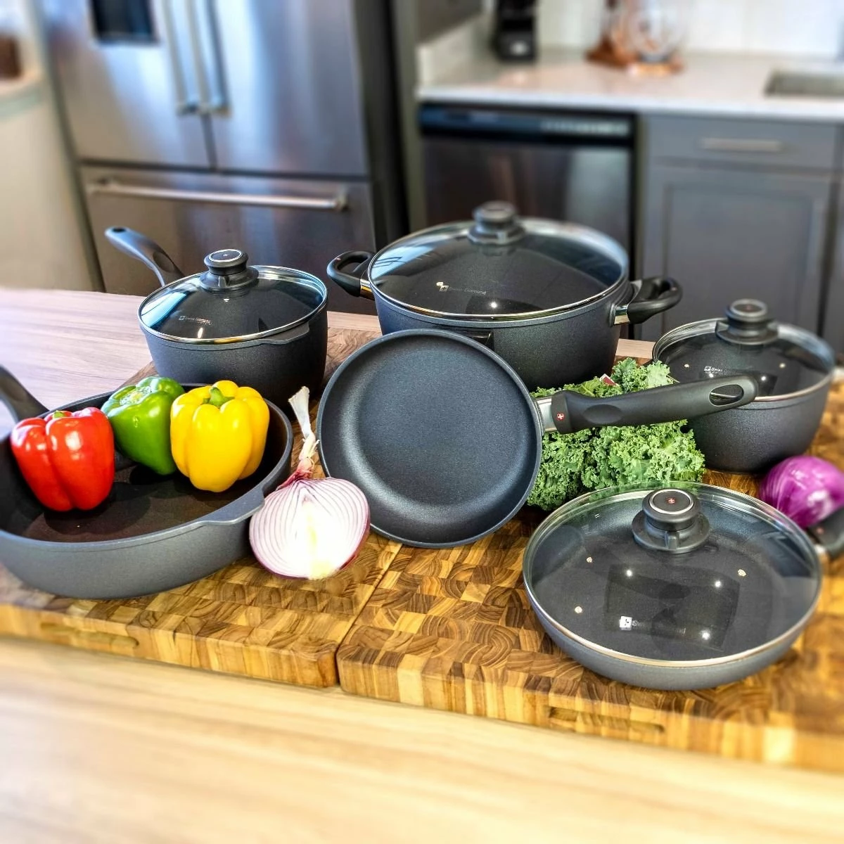 Swiss Diamond | HD Nonstick 10-Piece Cookware Set 2 Swiss Diamond | HD Nonstick 10-Piece Cookware Set - Image 2