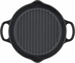 Le Creuset 9.75" Deep Round Signature Grill Pan | Licorice 5 Le Creuset 9.75" Deep Round Signature Grill Pan | Licorice -Cookware Sets Sales 2023 ls2020 2520 licorice top view
