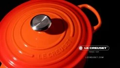Le Creuset 4.5 Qt. Signature Dutch Oven | Noel (Artichaut) -Cookware Sets Sales 2023 maxresdefault 143 1