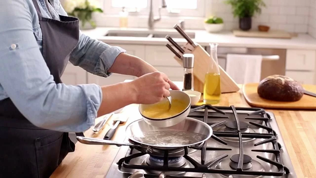 All-Clad Copper Core 5-Ply Bonded Stainless Steel Fry Pan | 8" 9 All-Clad Copper Core 5-Ply Bonded Stainless Steel Fry Pan | 8" - Image 9