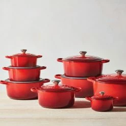 Le Creuset 3.5 Qt. Round Signature Dutch Oven With Stainless Steel Knob | Cerise/Cherry Red 11 Le Creuset 3.5 Qt. Round Signature Dutch Oven With Stainless Steel Knob | Cerise/Cherry Red -Cookware Sets Sales 2023 rs13760 210112 lecreuset rdosizes ret lpr