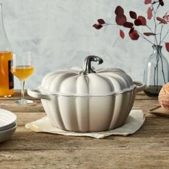 Le Creuset 4 Qt. Pumpkin Cocotte | Meringue 12 Le Creuset 4 Qt. Pumpkin Cocotte | Meringue -Cookware Sets Sales 2023 rs17157 220511 lecreuset pumpkincocotte meringue sqret