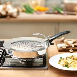 Fissler Universal Splatter Shield With Integrated Holder 9 Fissler Universal Splatter Shield With Integrated Holder -Cookware Sets Sales 2023 splatter4