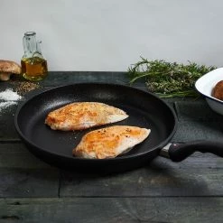 Swiss Diamond | XD Fry Pan With Lid - 12.5" -Cookware Sets Sales 2023 swiss1 3
