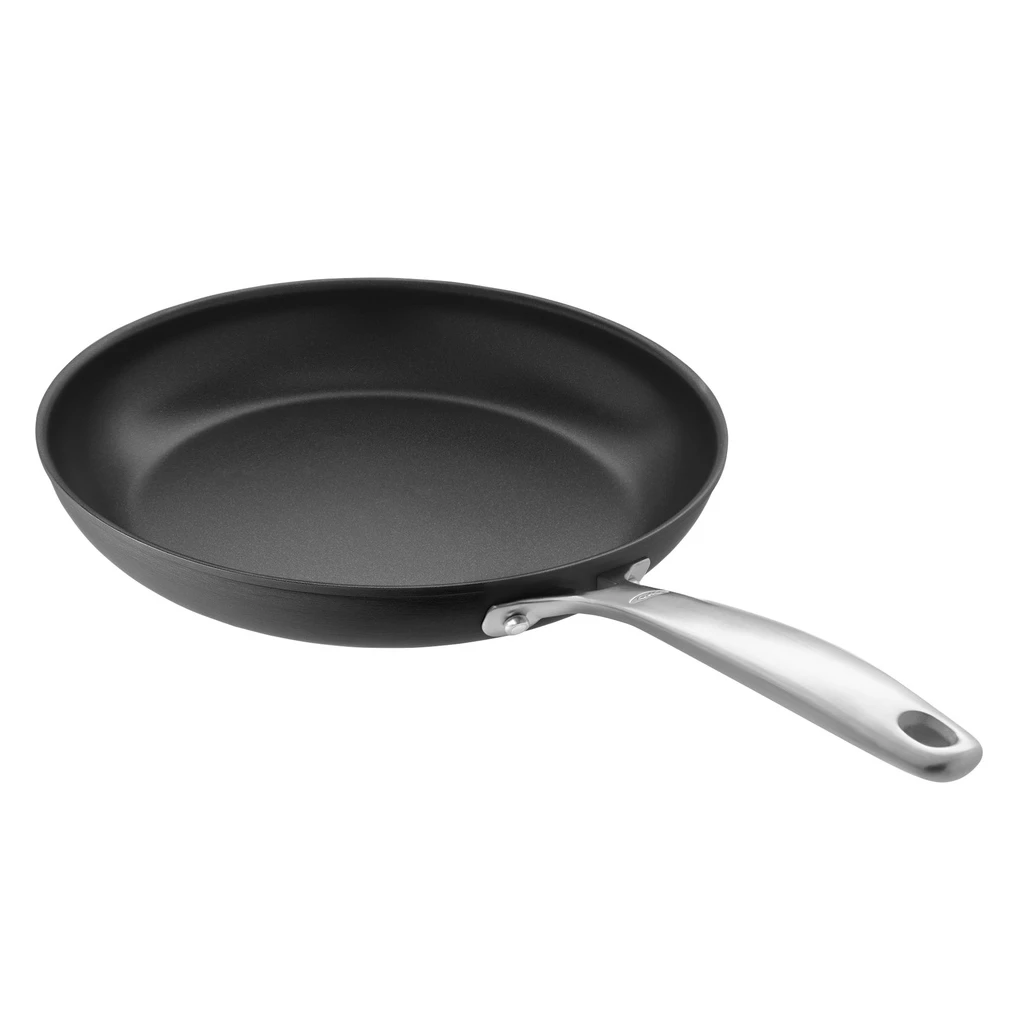 OXO Nonstick Pro | 8” Frypan 1 OXO Nonstick Pro | 8” Frypan